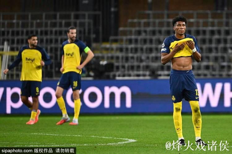 格林伍德闪耀欧冠,助马赛客场3-2力克圣吉罗斯 格林伍德闪耀欧冠,助马赛客场3-2力克圣吉罗斯