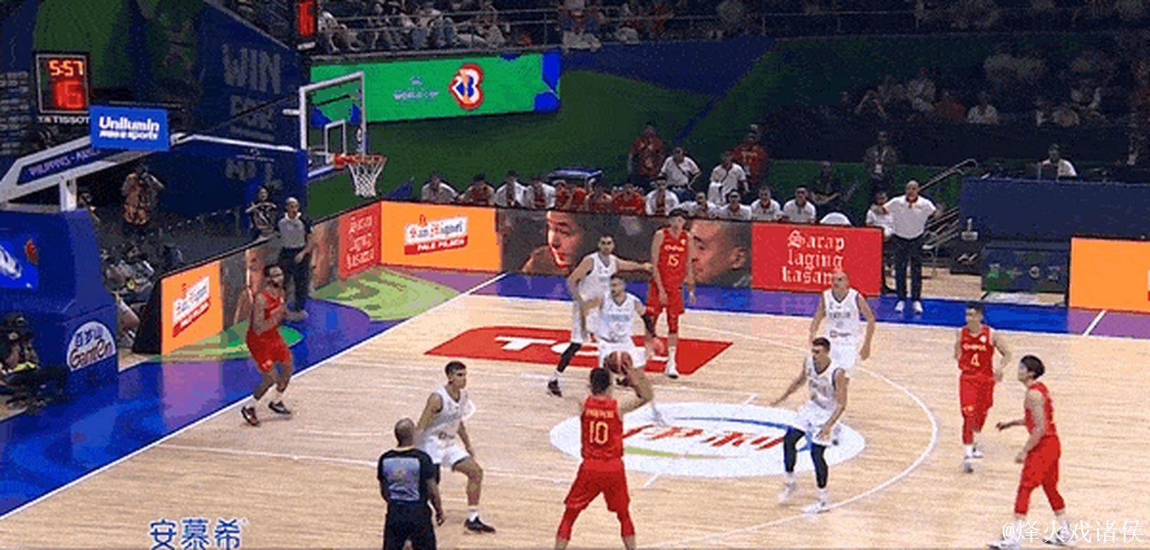 李凯尔投篮4中0得到0分1篮板2助攻,正负值全场最低-20 李凯尔投篮4中0得到0分1篮板2助攻,正负值全场最低-20