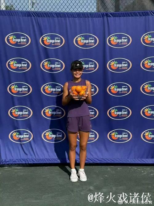 超越郑钦文比肩费德勒!15岁天才少女一鸣惊人,创造中国网球历史 超越郑钦文比肩费德勒!15岁天才少女一鸣惊人,创造中国网球历史